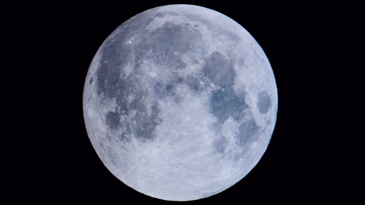 Soft moonlit clouds in the night sky
